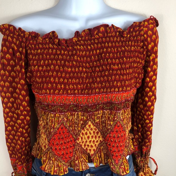 3/$20 Speed Limit Crop Top Size Sm - Picture 2 of 7